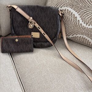 Michael Kors Bradshaw Crossbody with matching wallet